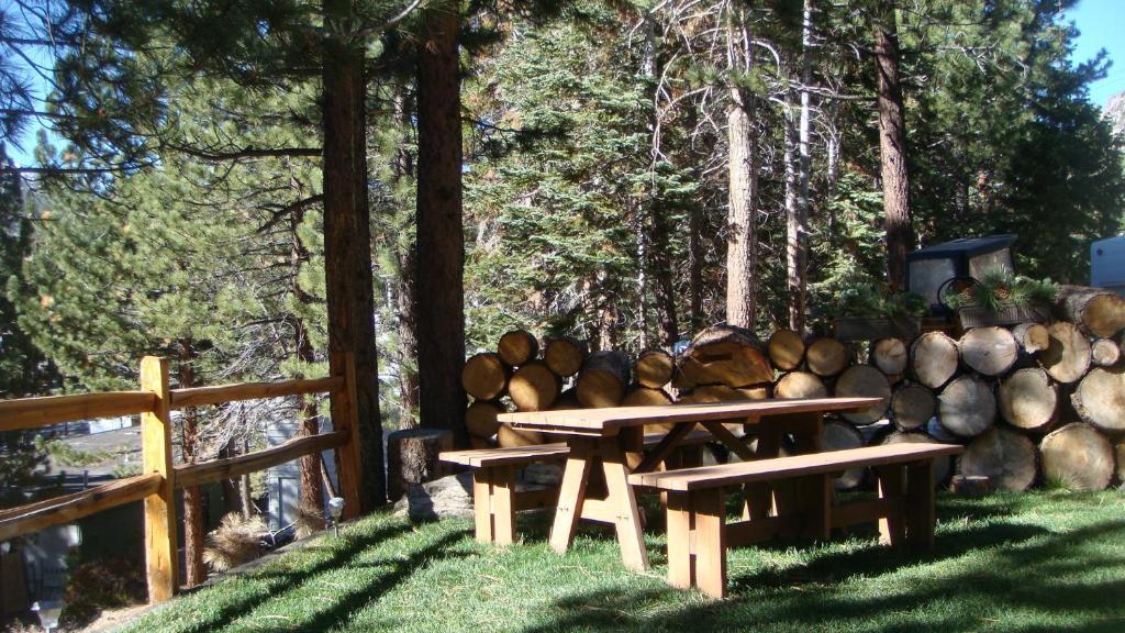 Innsbruck Lodge Mammoth Lakes Bagian luar foto